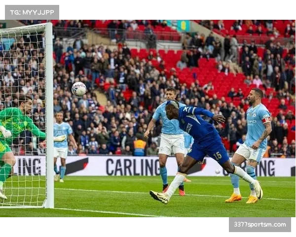 曼城场均进攻序列传球从5.12次降至3.97次，推进速度提升